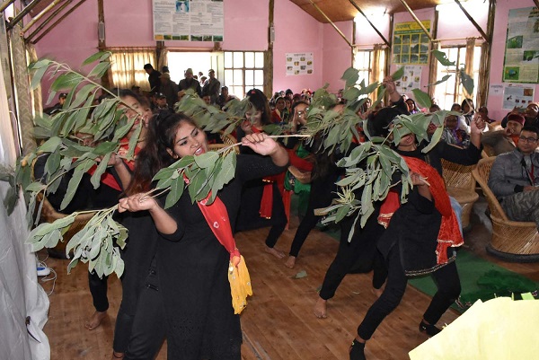 सांस्कृतिक एवं नुक्कड नाटकों के माध्यम से दिया पर्यावरण बचाने का संदेश