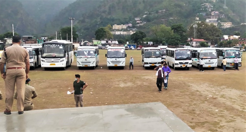 चमोली में अबतक लगभग साढ़े पन्द्रह हजार प्रवासियों की वापसी