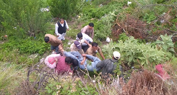 बाइक दुर्घटना में दो घायल,अस्पताल भर्ती