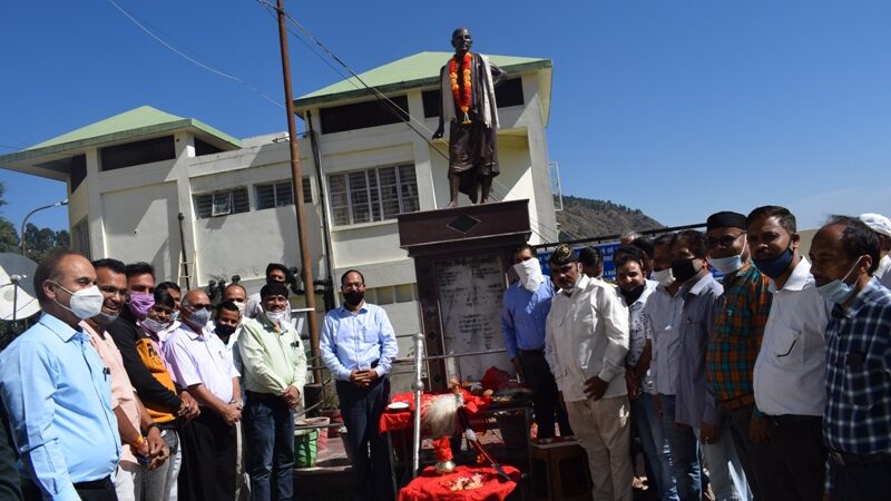 सफलता हेतु आत्म चिन्तन करना जरूरी -डा. ध्यानी