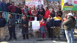 कनक धनै की गिरफ्तारी के विरोध में उत्तराखंड जनएकता पार्टी ने फूंका सरकार का पुतला