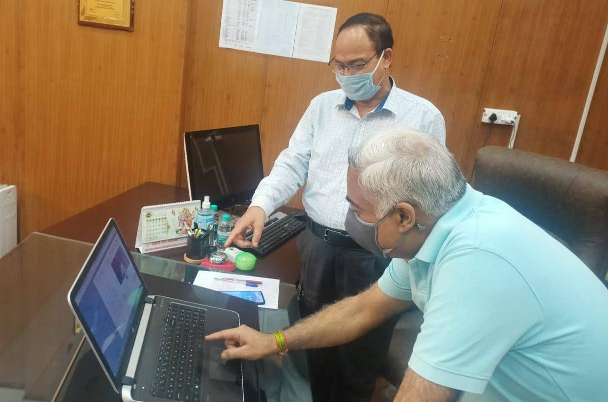 ‘लाइव ऑनलाइन परीक्षा’ संचालित कराने में यूटीयू सफल: पहले दिन 2996 छात्र हुए शामिल