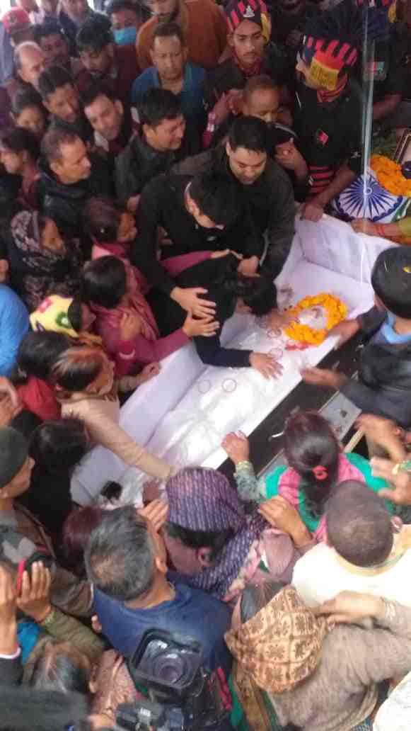 सूबेदार अजय पंचतत्व में विलीन, जब तक सूरज चांद रहेगा अजय तेरा नाम रहेगा