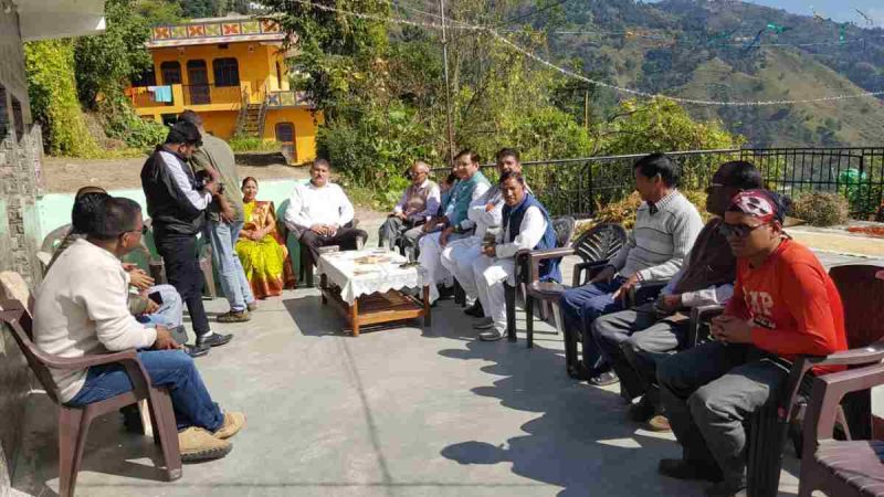 नेता प्रतिपक्ष प्रीतम सिंह ने शहीद विक्रम सिंह नेगी को दी श्रद्धांजलि