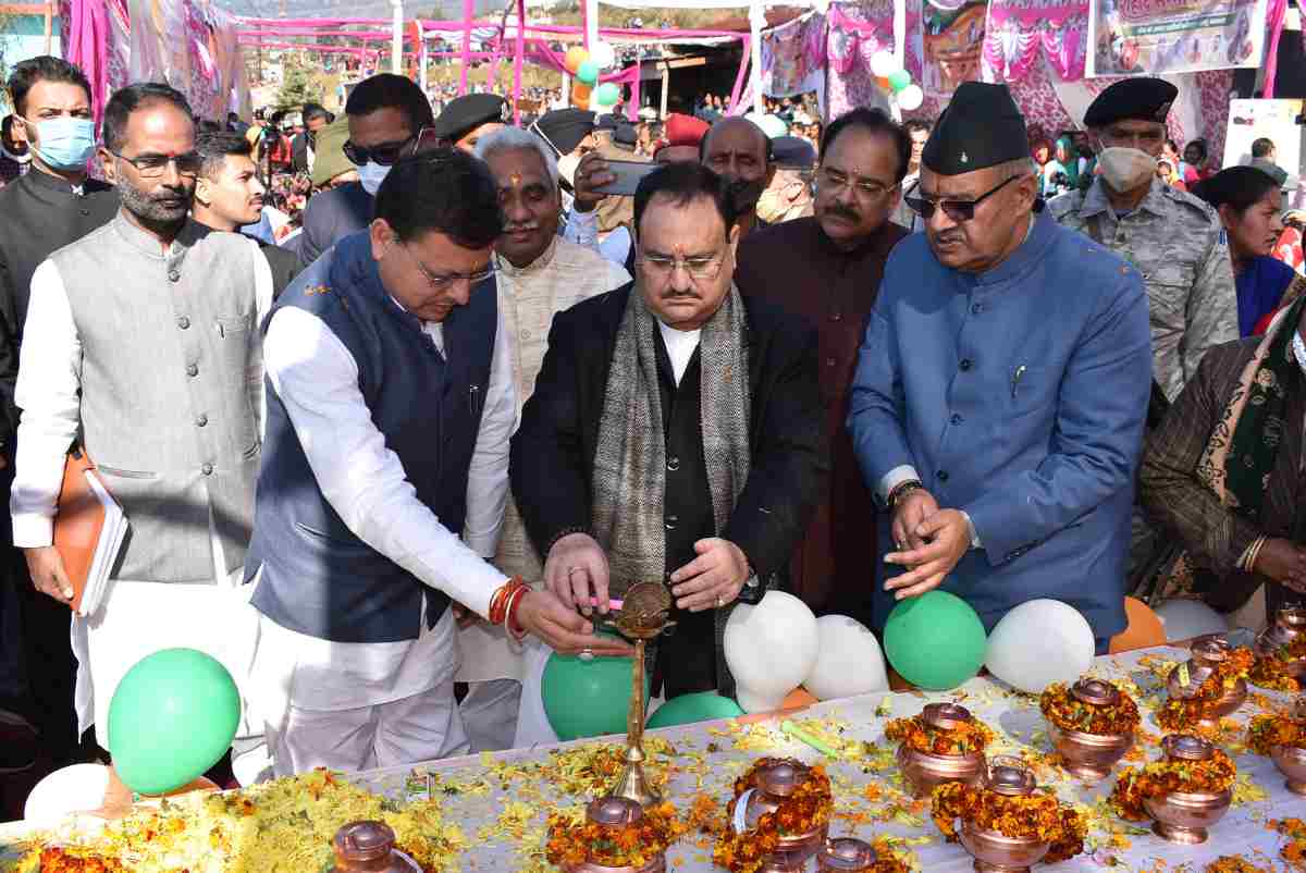 चमोली जिले के सवाड़ गांव से ‘‘शहीद सम्मान यात्रा’’ का सीएम धामी और जेपी नड्डा ने किया शुभारंभ