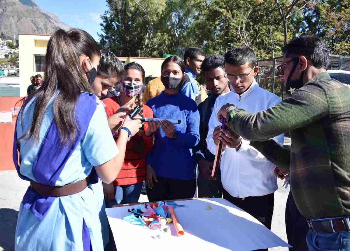 बेनीताल में तीन दिवसीय स्टार गेजिंग एवं एस्ट्रो फोटोग्राफी इवेंट का हुआ आगाज