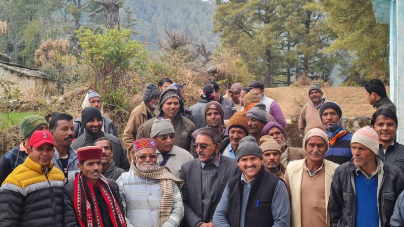 सड़क की मांग को लेकर प्रस्तावित चक्का जाम एवं चुनाव विरोध कार्यक्रम त्रिपक्षीय वार्ता के बाद  हुआ स्थगित