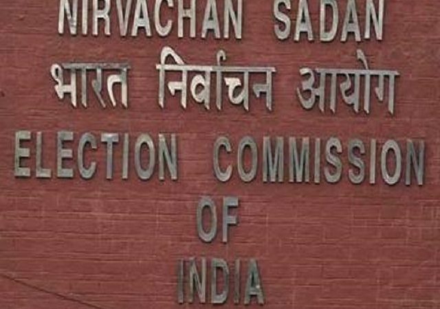 चुनाव आयोग का फैसला, रैली-रोड शो पर जारी रहेगी पाबंदी