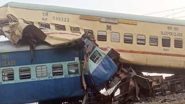 ट्रेन हादसा: बीकानेर गुवाहाटी एक्सप्रेस की कई बोगियां पटरी से उतरी, 45 से ज्यादा घायल 5 की मौत