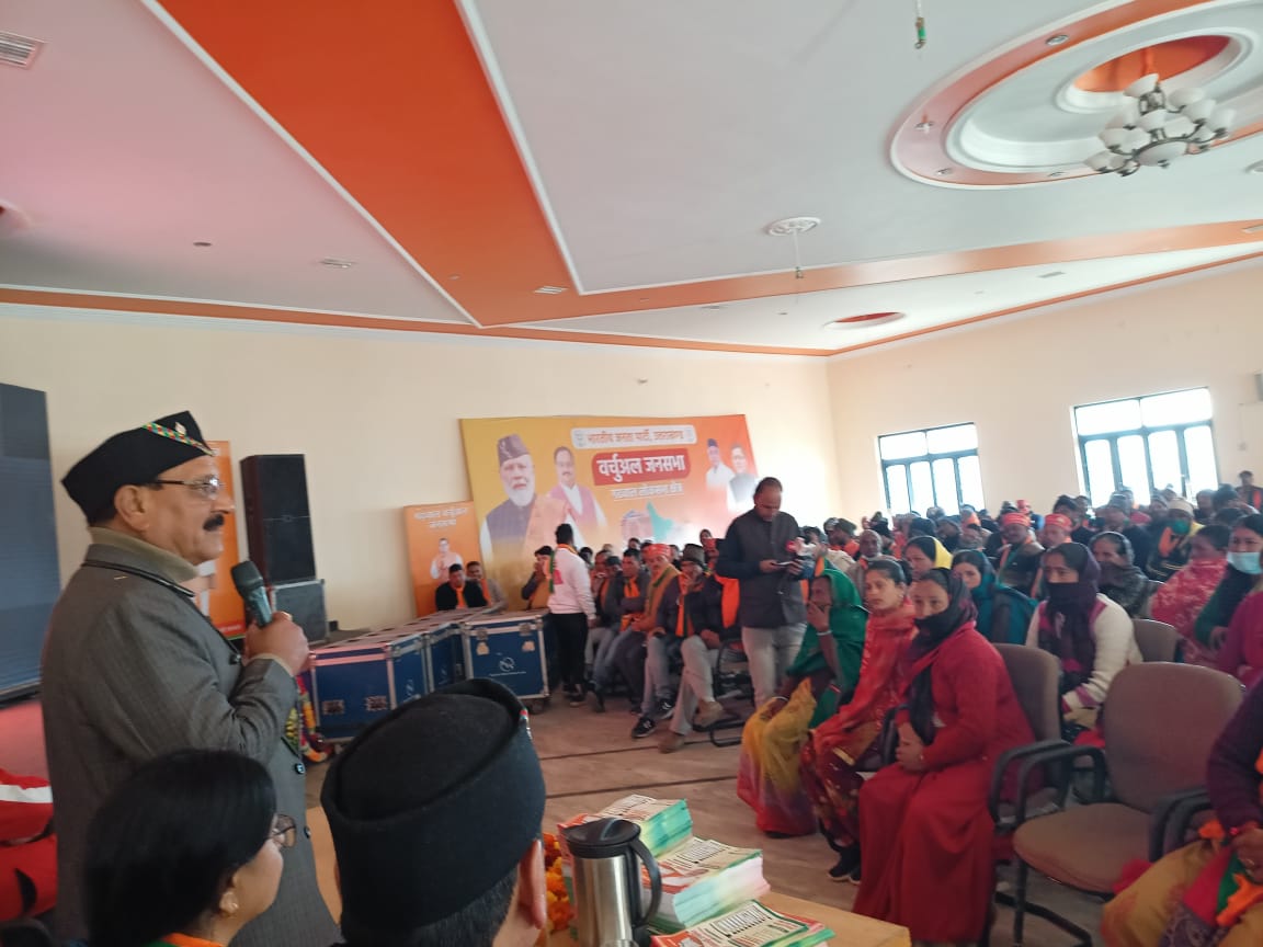 हम विकास कार्यों से वोट मांग रहे हैं और विपक्ष अनर्गल प्रचार से– सुबोध उनियाल