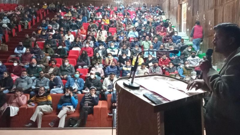 कार्मिकों को पोस्टल बैलेट गणना की विस्तृत जानकारी दी