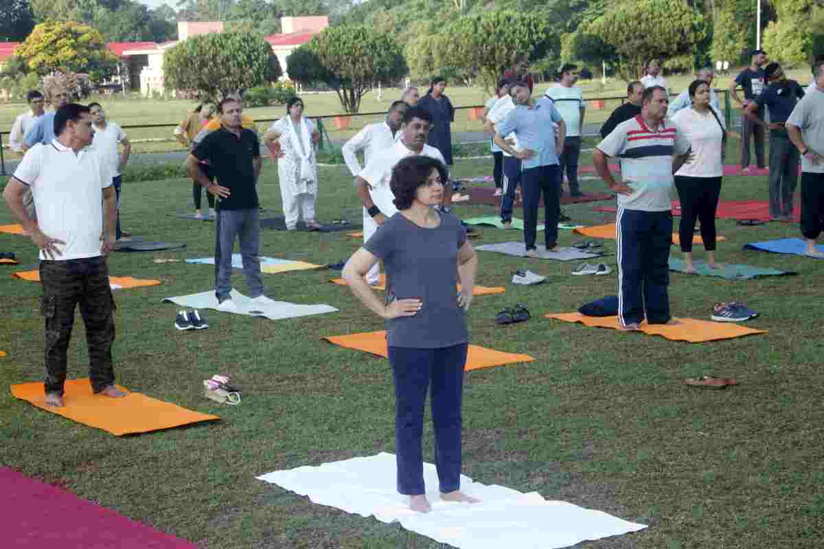 ‘मानवता के लिए योग जरूरी’