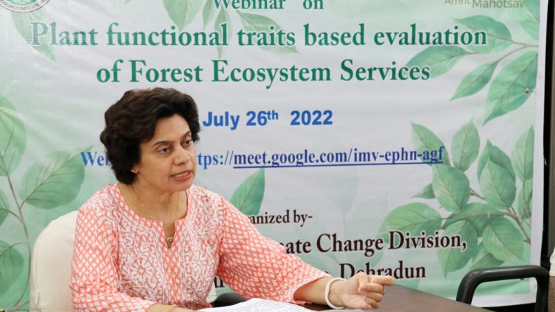 “वन पारिस्थितिकी तंत्र सेवाओं के संयंत्र कार्यात्मक लक्षण-आधारित मूल्यांकन” पर वेबिनार का आयोजन