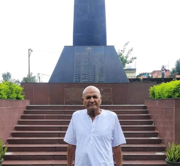 रामपुर तिराहे पर,शहीद स्मारक हेतु भूमि दान देने वाले पंडित महावीर शर्मा का निधन:  समूचे उत्तराखंड में शोक की लहर
