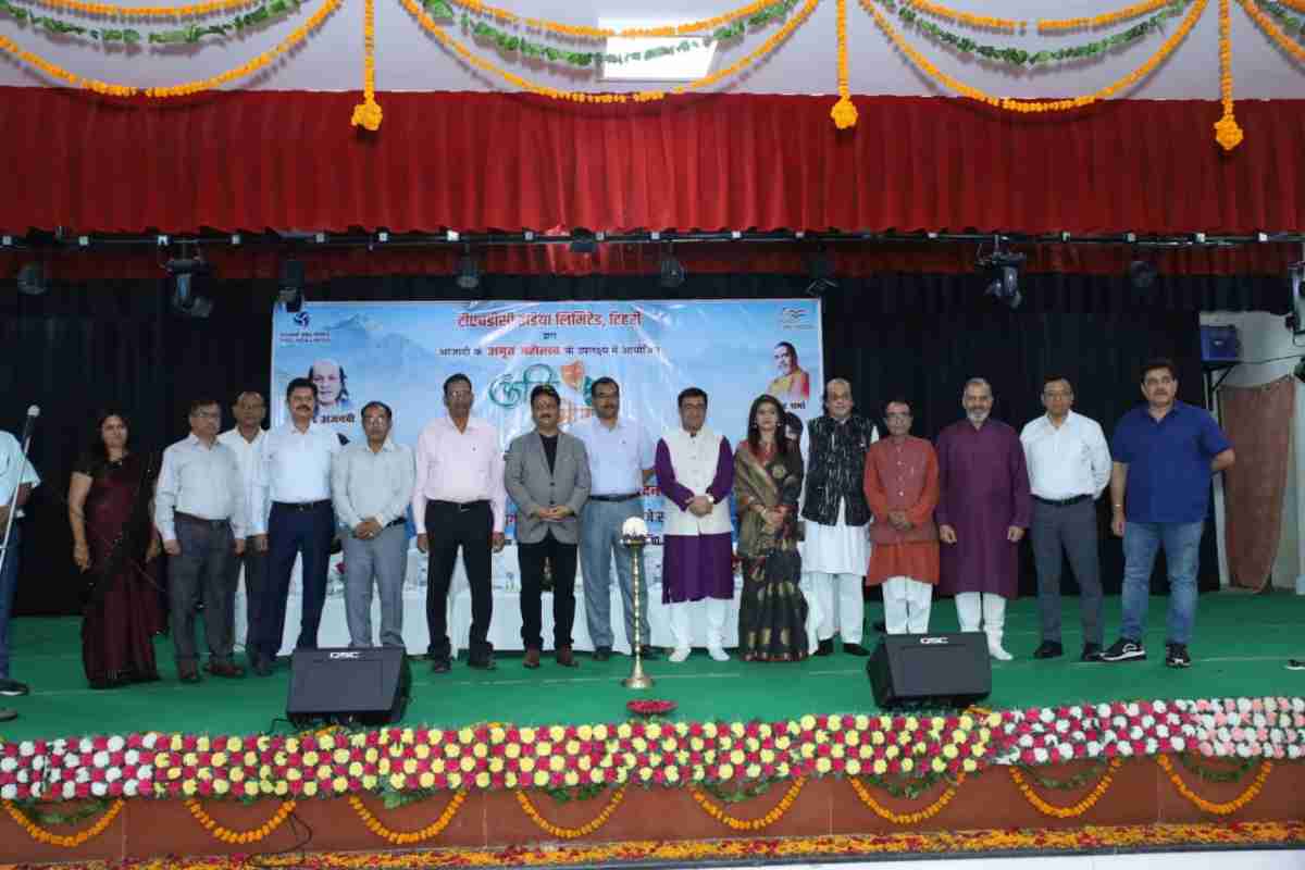 टीएचडीसी टिहरी में अमृत महोत्सव के उपलक्ष्य में कवि सम्मेलन आयोजित