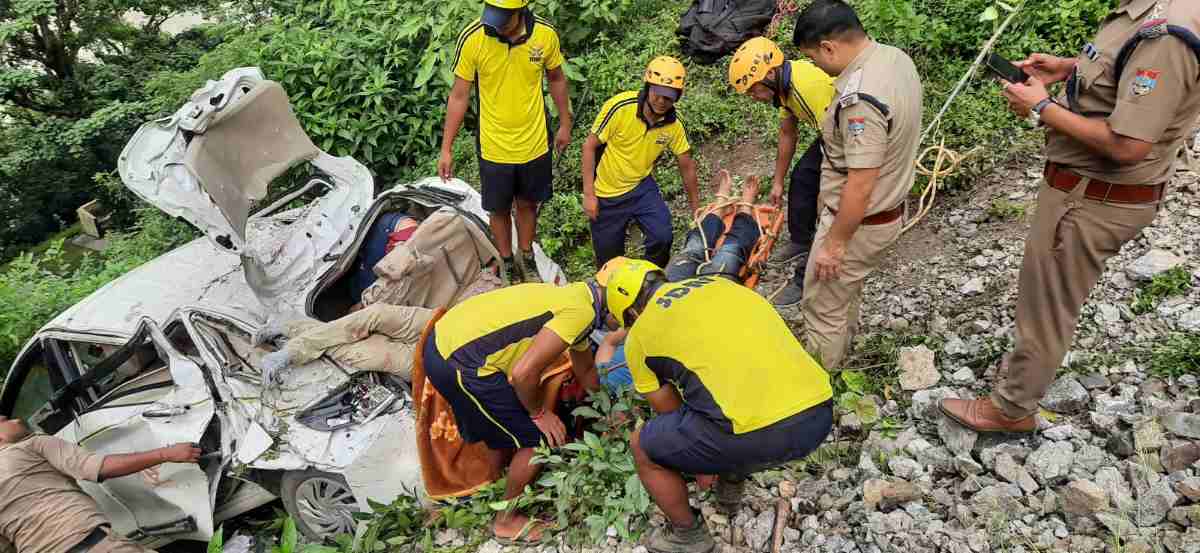 बिग ब्रेकिंग: ऋषिकेश देवप्रयाग मार्ग पर नीरगढ़ के पास वाहन दुर्घटना में 3 की मौत 3 घायल