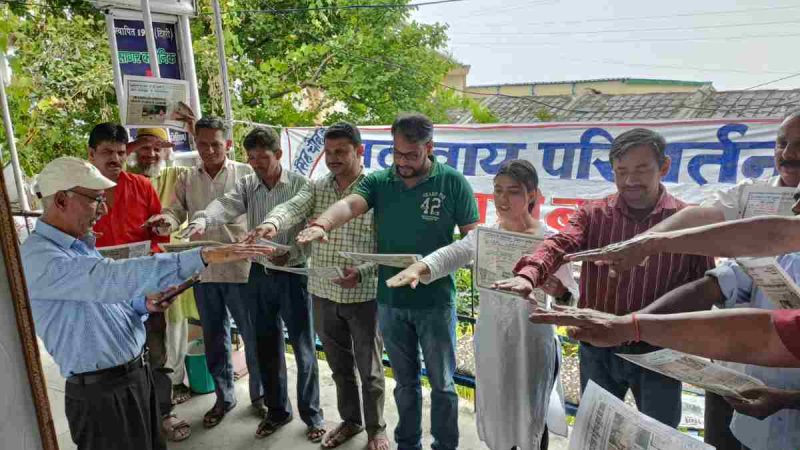 समाजसेवी चौहान ने कराई हिमालय प्रतिज्ञा