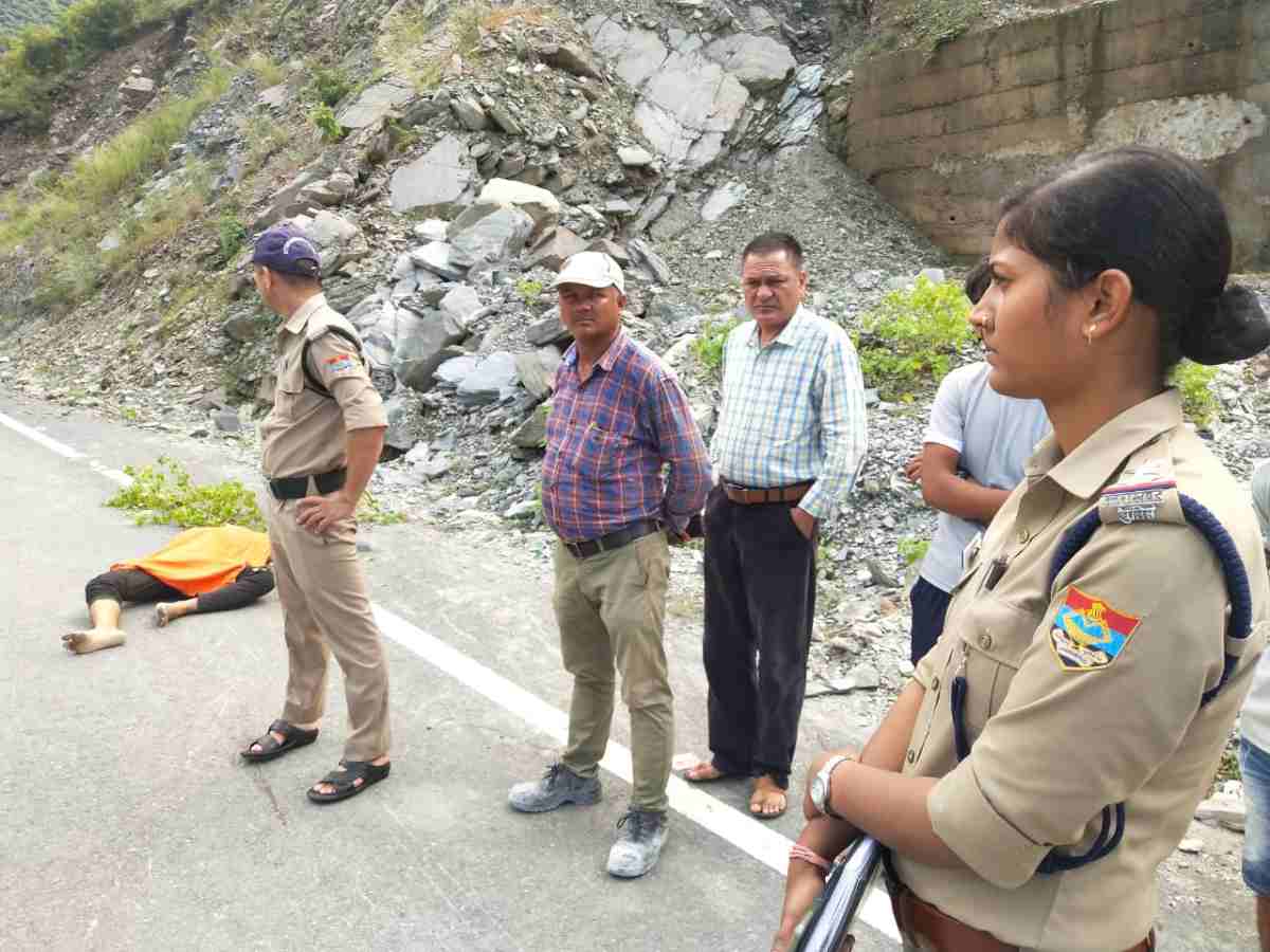 ब्रेकिंग: स्कूटी सवार की मौत