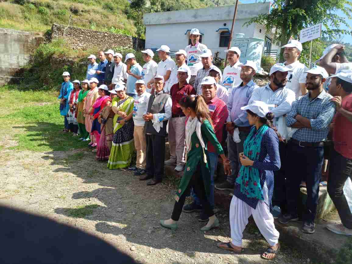 जन जागरुकता के लिए विशाल रैली का आयोजन  छात्र-छात्राओं ने ली शपथ