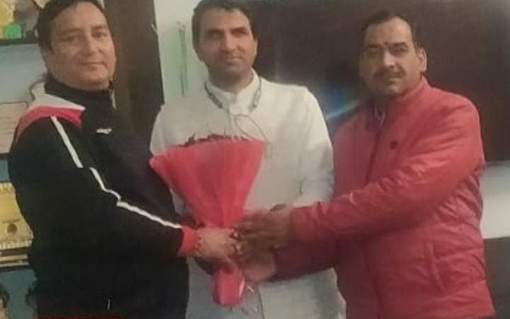 प्रतिनिधि मंडल ने की सहायक निदेशक डॉ चंडी प्रसाद घिल्डियाल से शिष्टाचार भेंट