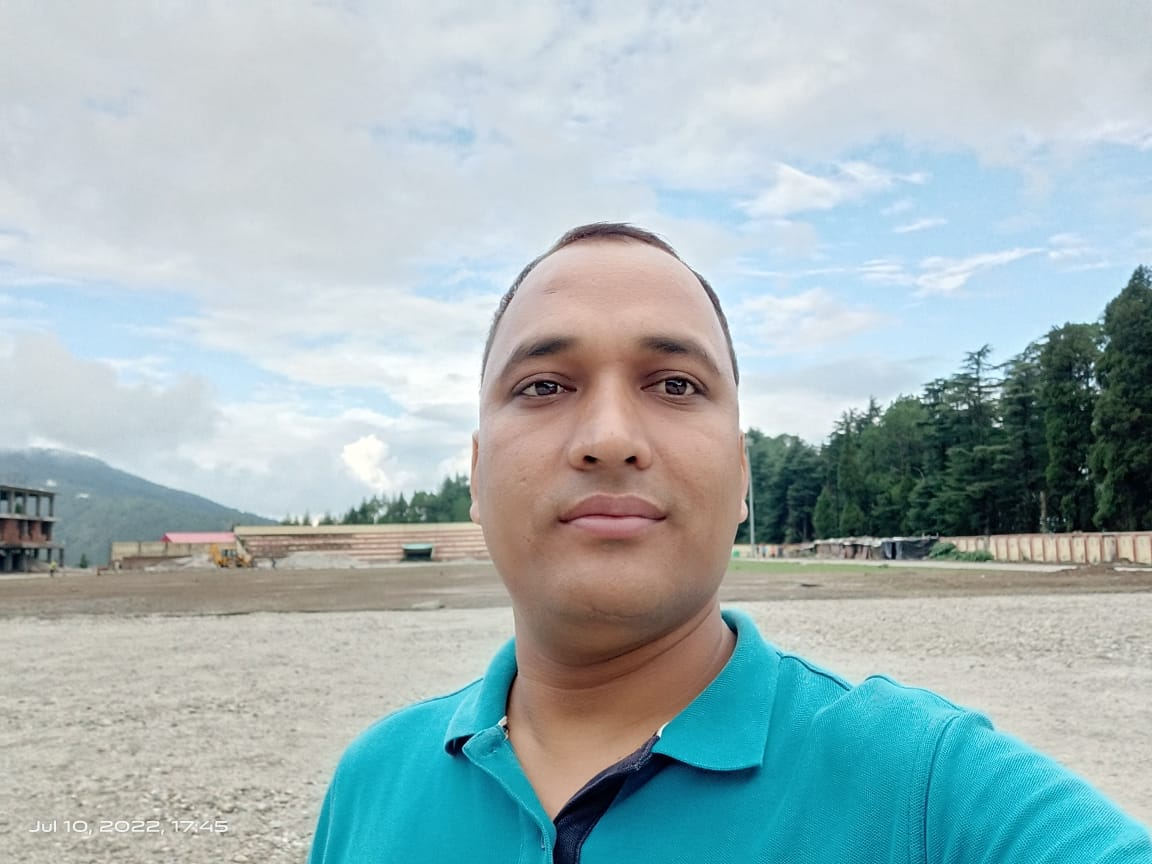 इन्होंने सुझाई पलायन रोकने की कुछ युक्तियां, जो सोशल मीडिया की सुर्खियां बनी हैं