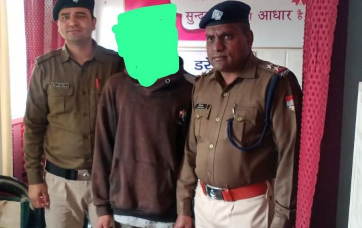 हत्या के प्रयास का अभियुक्त पुलिस की गिरफ्त में