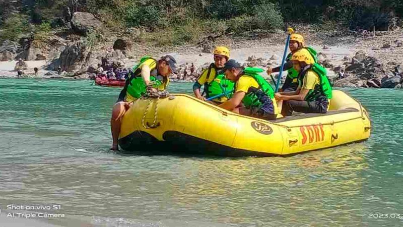 यहां नदी में नहाने गए दो युवक डूबे, एक को बचा लिया, दूसरे की सर्चिंग जारी