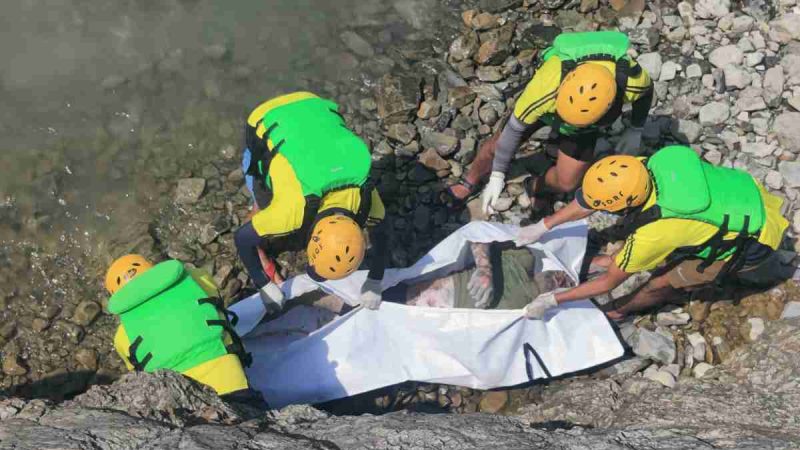 नहाते समय गंगा में डूबे गुरुग्राम के युवक का शव बरामद 