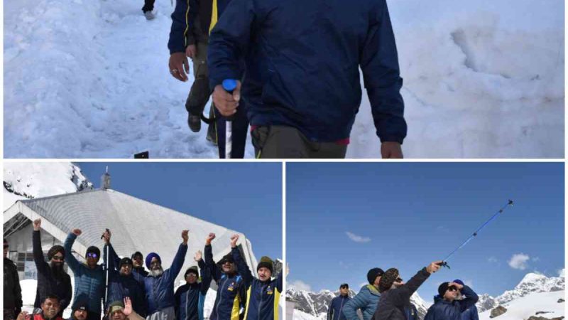 हेमकुण्ड साहिब की 18 किलोमीटर पैदल यात्रा मार्ग का डीएम हिमांशु खुराना ने किया स्थलीय निरीक्षण