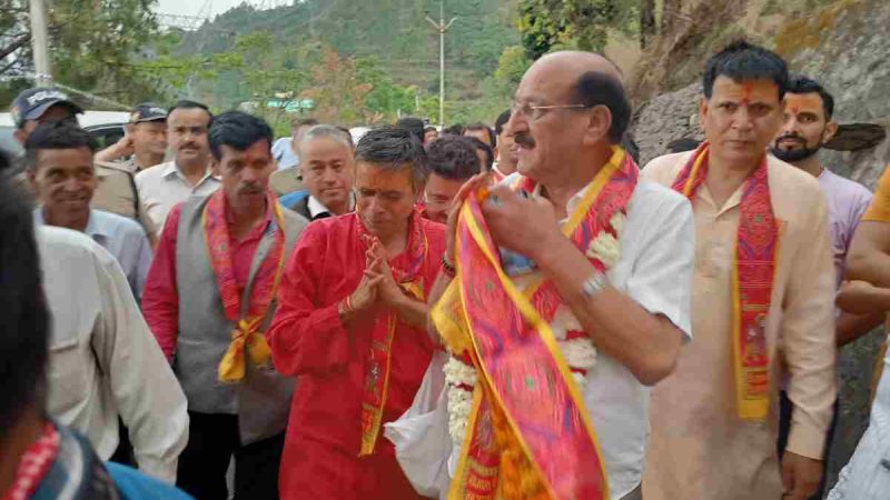 शतचंडी महायज्ञ में कैबिनेट मंत्री सुबोध उनियाल ने लिया मां राजराजेश्वरी का आशीर्वाद