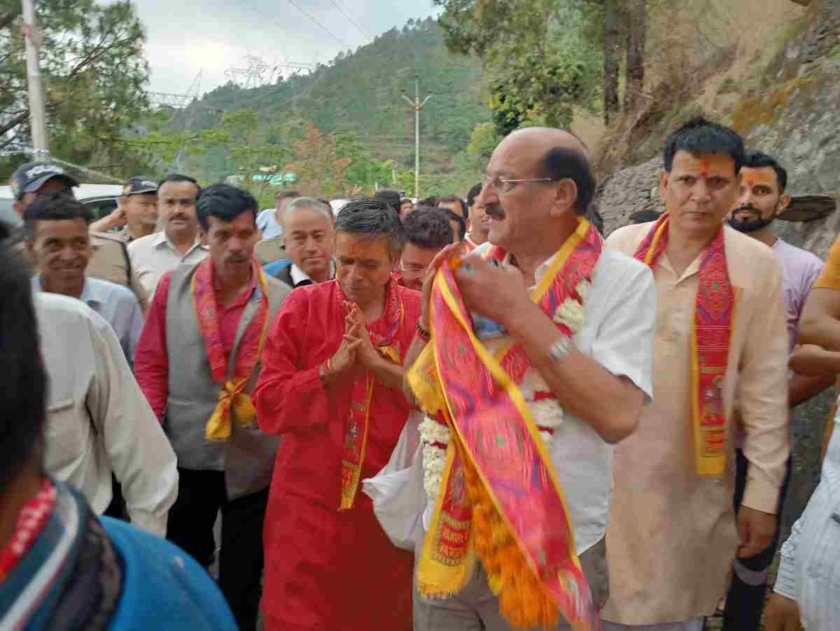 शतचंडी महायज्ञ में कैबिनेट मंत्री सुबोध उनियाल ने लिया मां राजराजेश्वरी का आशीर्वाद