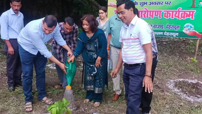 जिलाधिकारी श्रीमती सोनिका के निर्देशन में रेंजर्सग्रांउड में आयोजित हुआ हरेला पर्व पर कार्यक्रम