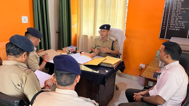 अपर पुलिस अधीक्षक ने थाना चंबा का किया औचक निरीक्षण