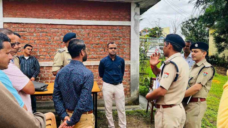 DGP ने वीडियो कांफ्रेंस के माध्यम से किया जनपद स्मार्ट एंड इंटेलिजेंट कमांड एंड कंट्रोल सेंटर का उद्घाटन