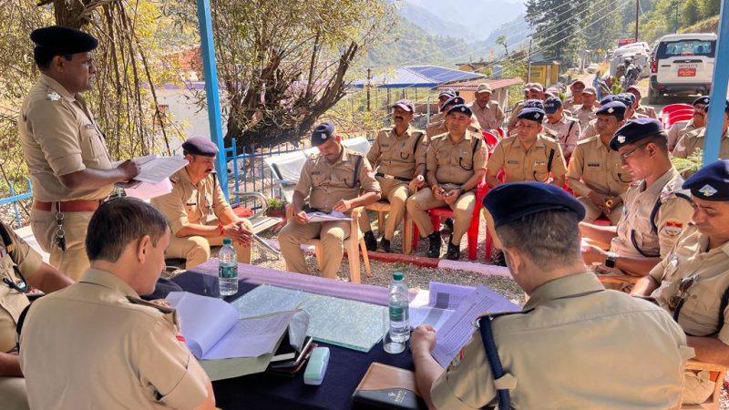 पुलिस फोर्स चुनाव ड्यूटी को किया रवाना