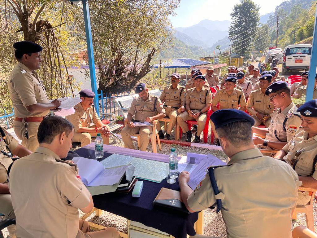 पुलिस फोर्स चुनाव ड्यूटी को किया रवाना