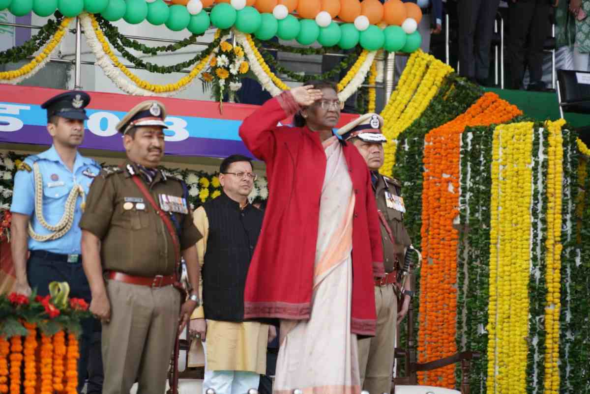 राष्ट्रपति श्रीमती द्रौपदी मुर्मु की उपस्थिति में पुलिस लाईन देहरादून में राज्य स्थापना दिवस का भव्य कार्यक्रम सम्पन्न
