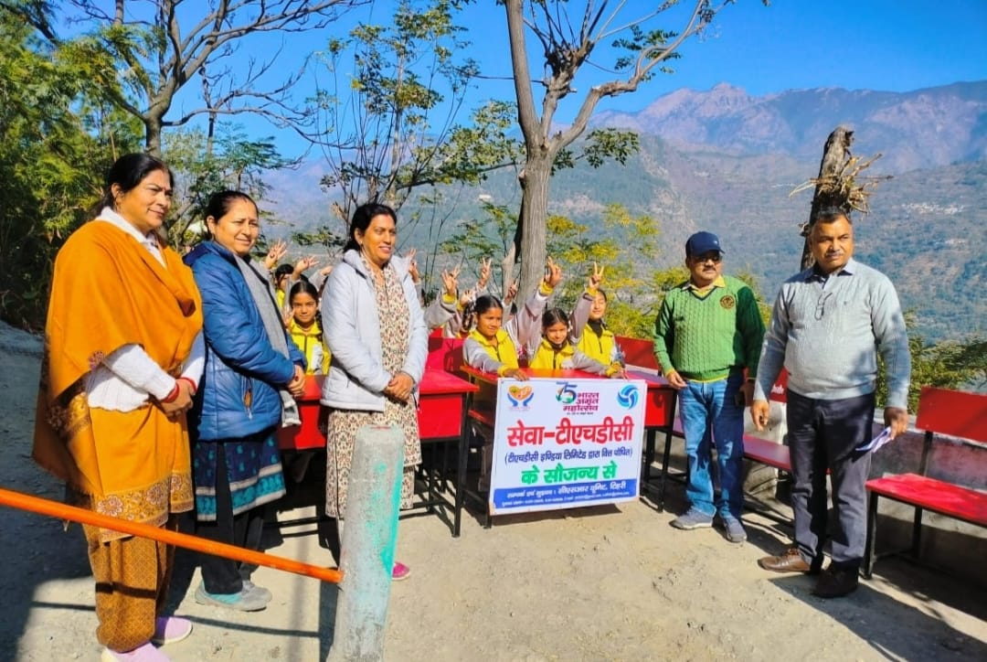 पिपोला खास में दो विद्यालयों को THDC ने CSR मद से उपलब्ध कराया फर्नीचर- शांति भट्ट