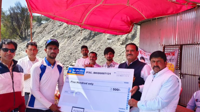 प्री-क्वार्टर फाइनल मैच में 33 केवी क्लब ने पीईएस कंपनी की टीम को हराया