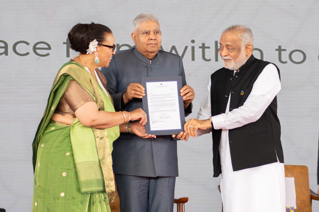 राष्ट्रमंडल महासचिव ने दाजी को ‘राष्ट्रमंडल में शांति निर्माण और विश्वास के वैश्विक राजदूत की उपाधि प्रदान की