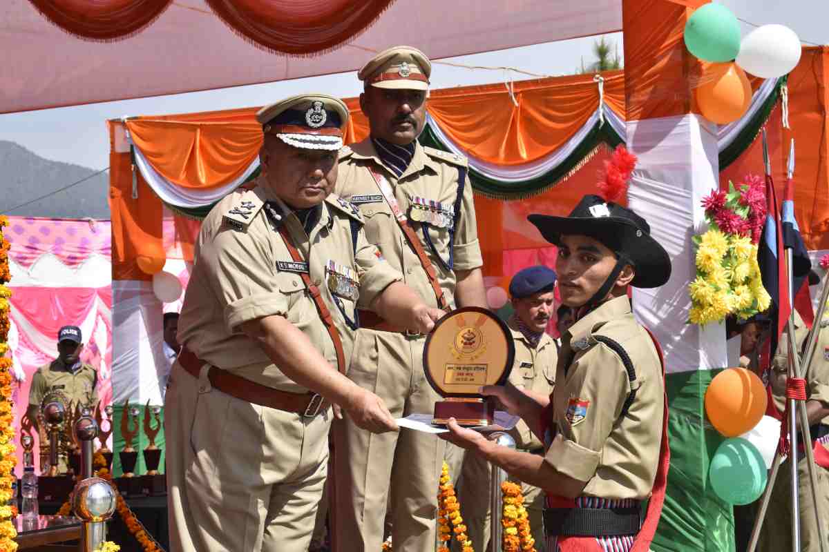 भव्य रूप से आयोजित हुआ रिक्रूट आरक्षियों का दीक्षांत परेड समारोह