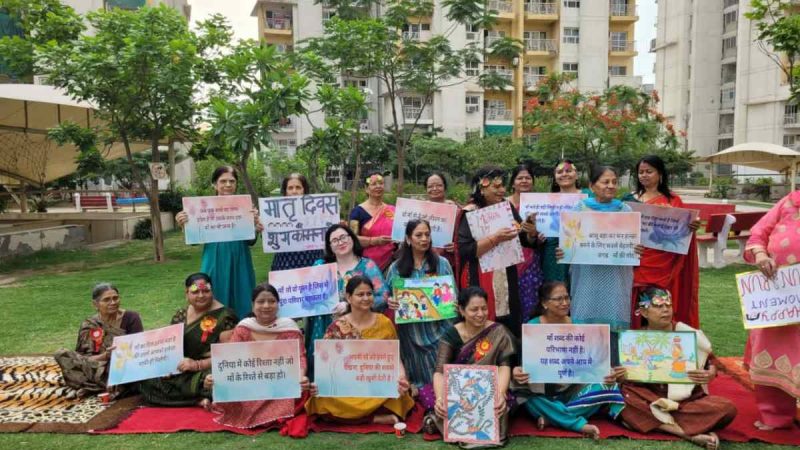 मातृ दिवस पर महिलाओं ने मचाई धूम: मां एक शब्द ही नहीं बल्कि पूरा का पूरा संसार ही मां के चरणों में है- डॉ हृदयेश कुमार