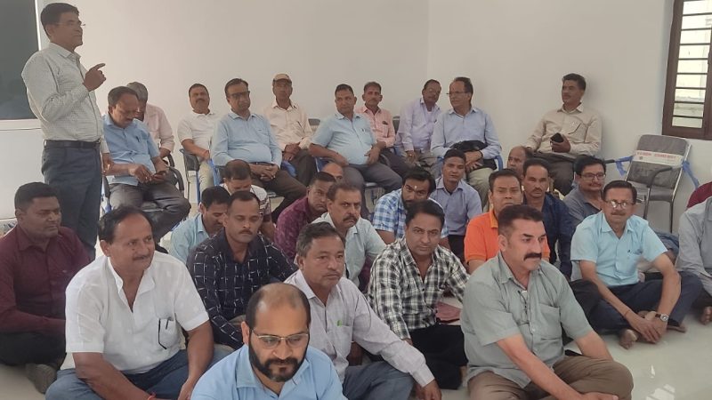 उत्तराखंड जल संस्थान कर्मचारी संगठन उत्तराखंड प्रदेश की प्रांतीय बैठक संपन्न