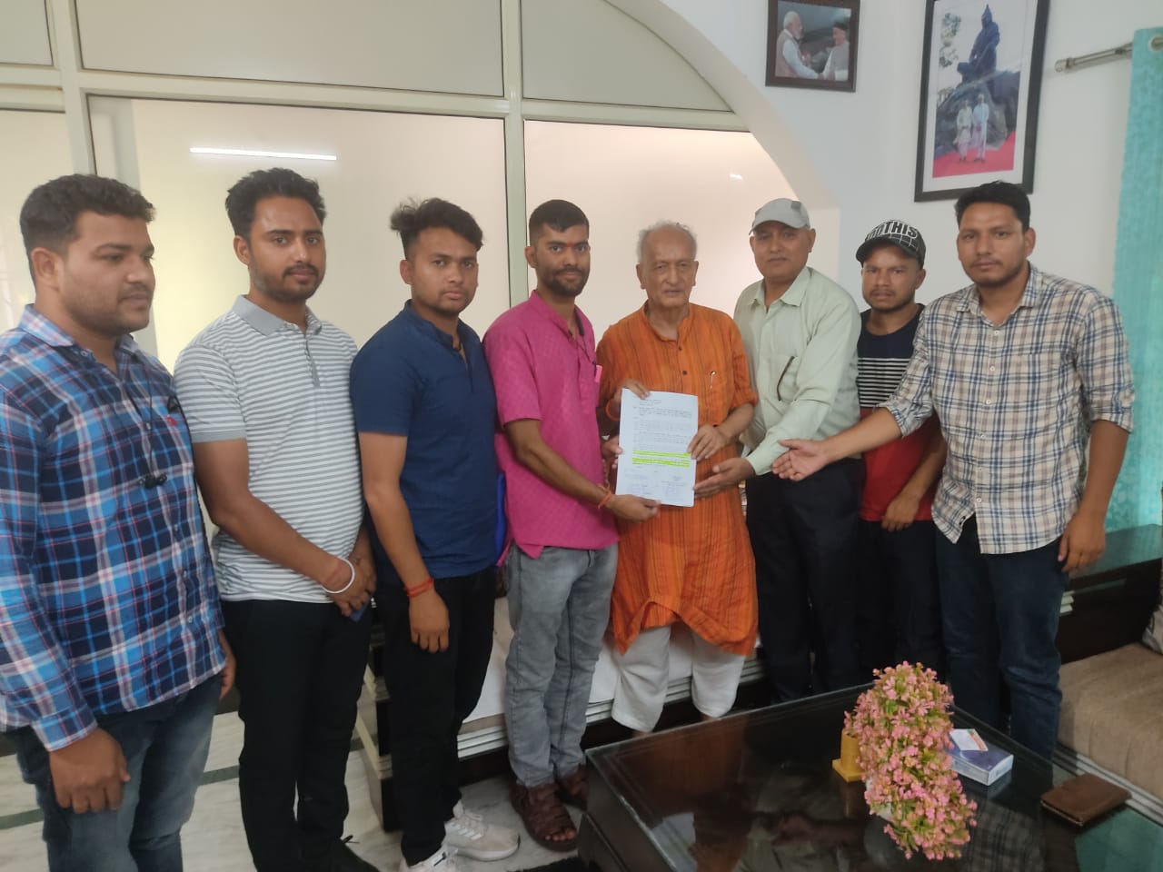 प्राथमिक शिक्षक भर्ती प्रक्रिया संदेह के घेरे में, जन आंदोलन की चेतावनी