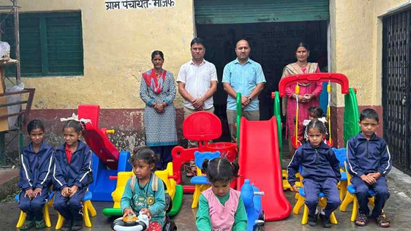 आंगनबाडी केंद्राें काे माॅडल आंगनबाडी केंद्र के रूप मे विकसित करने के प्रयास जारी- प्रदीप रमोला