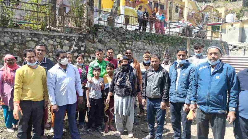 टिहरी पालिका परिषद ने स्वच्छता अभियान को दी गति, अध्यक्ष मोहन सिंह रावत ने लिया जायजा
