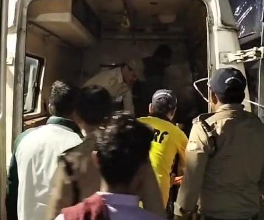 ब्रेकिंग न्यूज़: मस्तराम घाट पर नहाते समय 16 वर्षीय बच्चे की डूबने से मौत