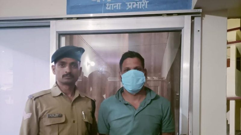 टिहरी पुलिस ने ड्रंक एंड ड्राइव में चालक को मैक्स वाहन सहित किया गिरफ्तार