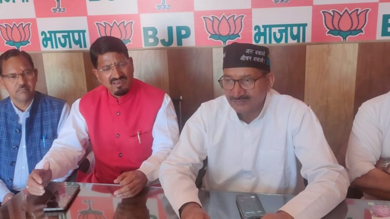खनन राजस्व में वृद्धि और माफियाओं पर कार्यवाही से कांग्रेस में बौखलाहट: उपाध्याय