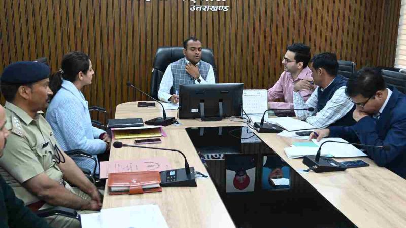 फायर सीजन के मध्येनजर सभी अधिकारी रहें अलर्ट